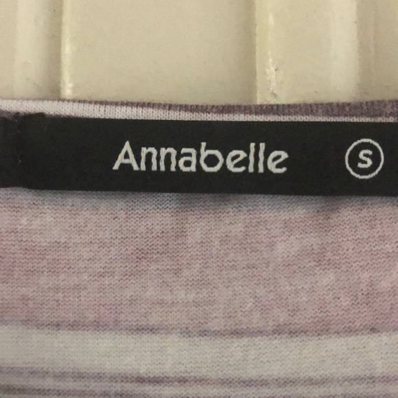 Short sleeve wide bottom top - Picture 2 of 3